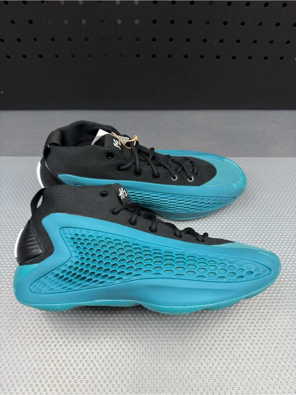 Adidas AE 1 Mid